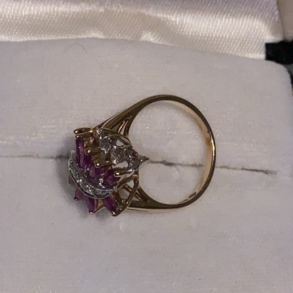 🩷🤍💛EUC Like New 14K Gold 10 Genuine Rubies & Diamonds Cocktail Ring - Size: 6 - Picture 7 of 15